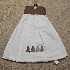 Embroidered Tree Kitchen Towel + Potholder